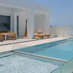 Seapalm - Elegant - Steps From The Sea Lachania