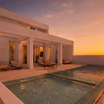 Seapalm - Elegant - Steps From The Sea *