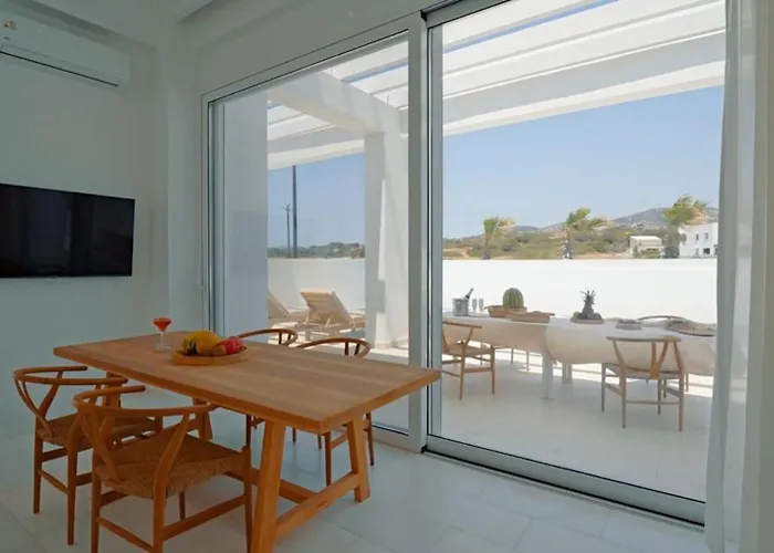 فيلة Seapalm - Elegant - Steps From The Sea لاخنيا