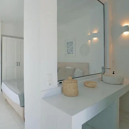 Seapalm - Luxury Pool Retreat - 200m * לקניה