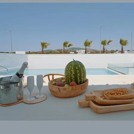 Seapalm - Luxury Pool Retreat - 200m