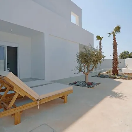 Seapalm - Luxury Pool Retreat - 200m לקניה