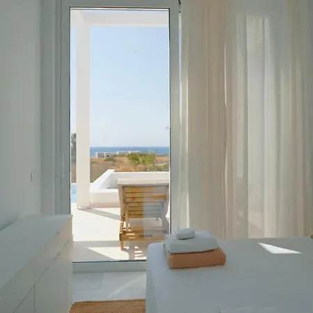 וילה Seapalm - Luxury Pool Retreat - 200m לקניה