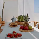 Seapalm - Elegant - Steps From The Sea *