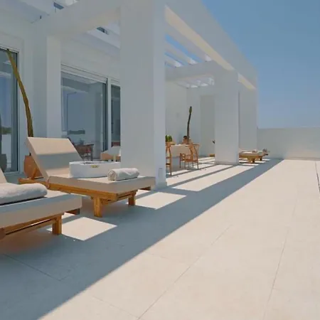 Villa Seapalm - Elegant - Steps From The Sea Lachania
