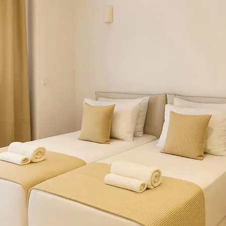 Seapalm - Luxury Pool Retreat - 200m *