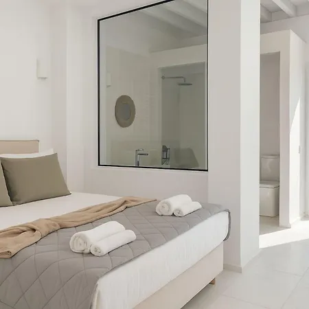 Seapalm - Luxury Pool Retreat - 200m