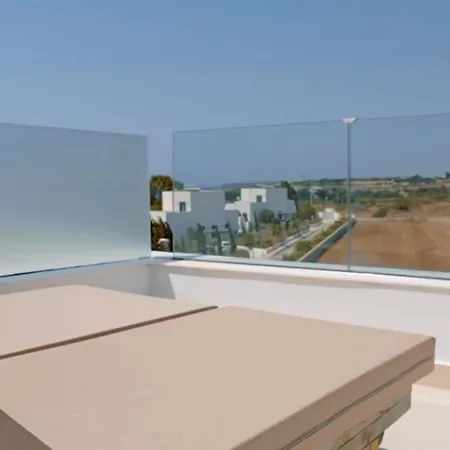 Seapalm - Elegant - Steps From The Sea Villa *