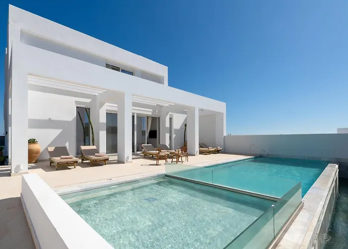 Villa Seapalm - Elegant - Steps From The Sea