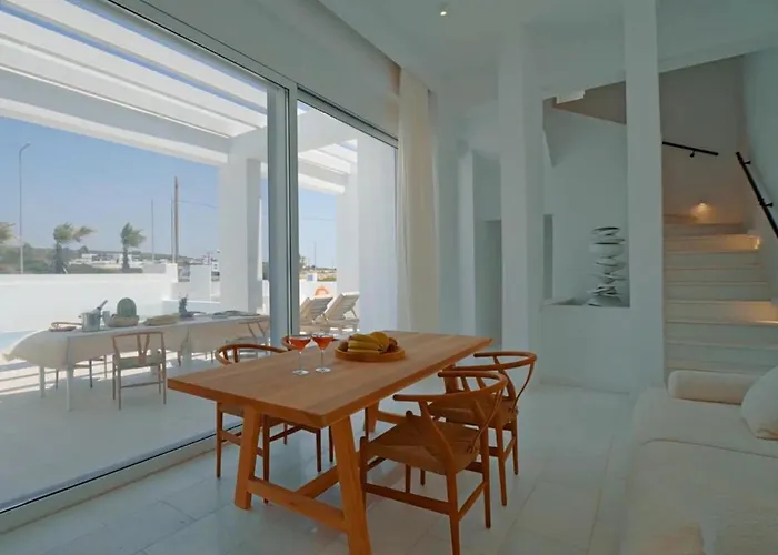 Villa Seapalm - Elegant - Steps From The Sea Lahaniá