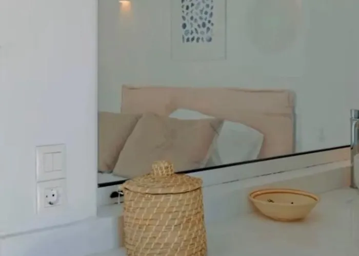 Seapalm - Elegant - Steps From The Sea *