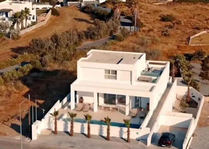 Seapalm - Elegant - Steps From The Sea *